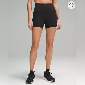 Lululemon Wunder Train 4” Short black size 4